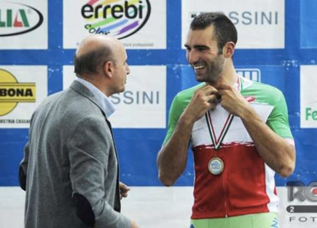 Coledan-tricolore pista